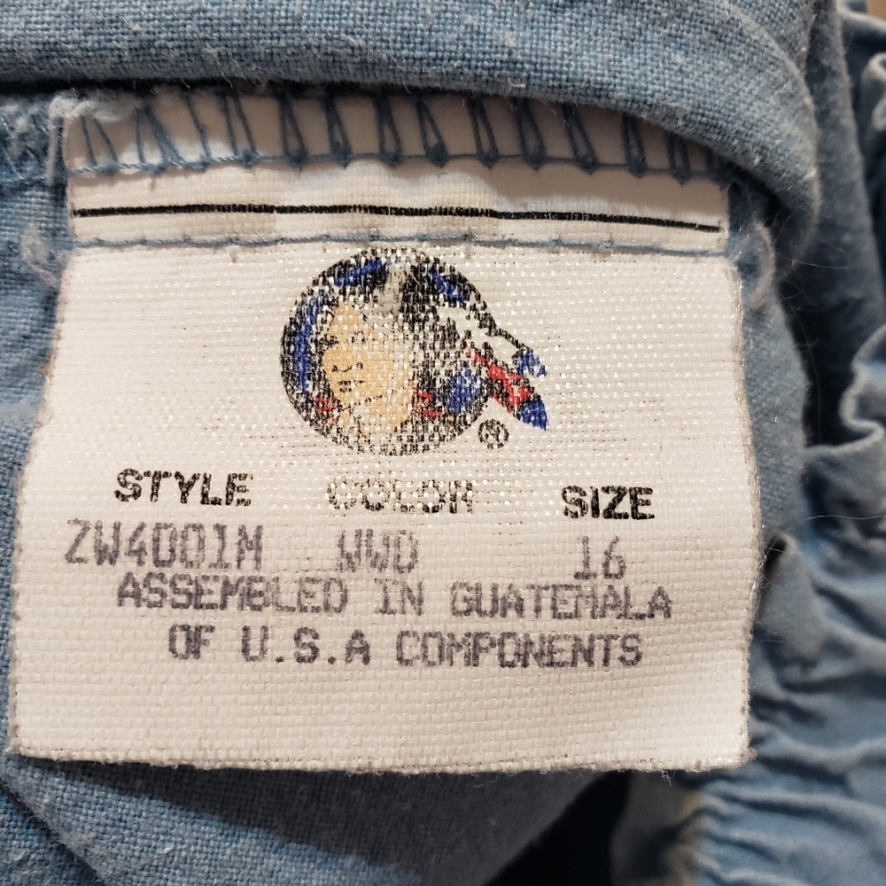 Vintage Cherokee Women's Shorts - Picture 4 of 6